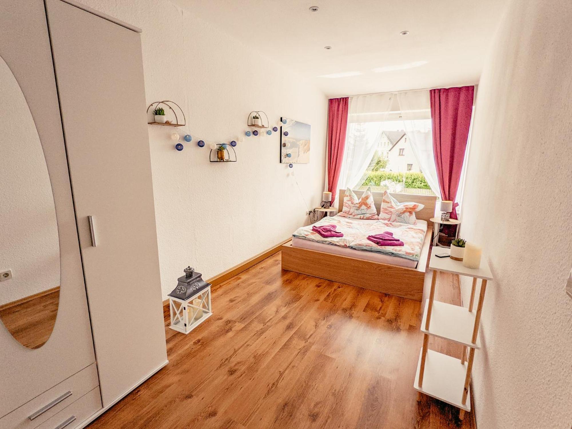 W4 - Urlaubsmagie- Pool, Terrasse, Barbecue Apartment Lichtenhain  Екстериор снимка